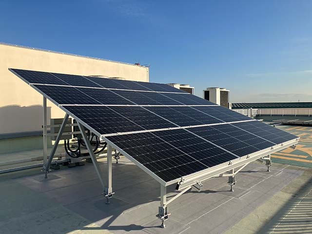 施工実績：品川区 都立篠崎高等学校太陽光発電設備設置工事